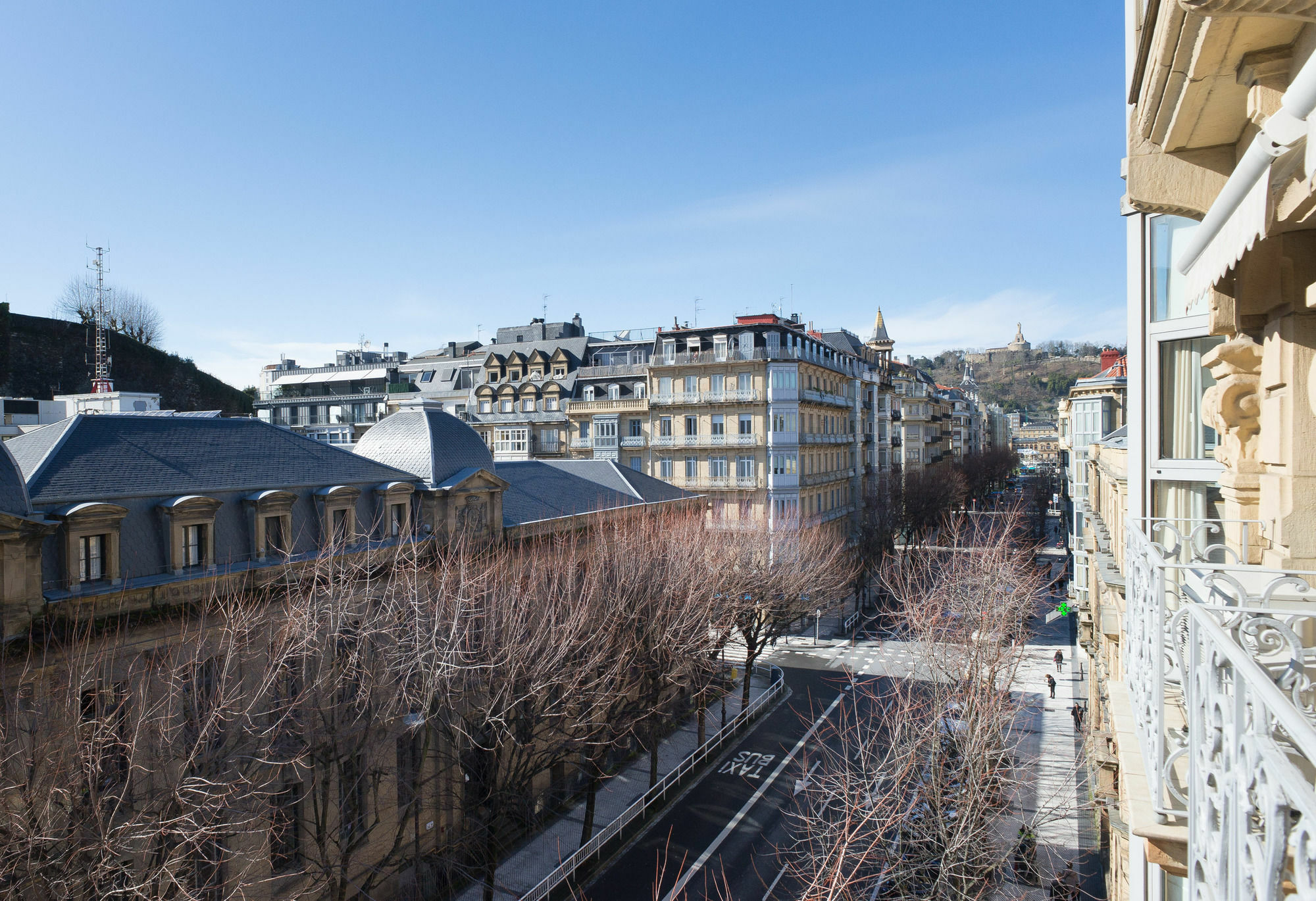 Sanchez Toca - Ib. Apartments San Sebastián Exteriör bild